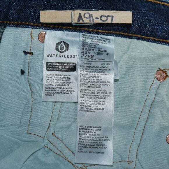 New Levi's 501 Men's Size 36x30 Original Fit Straight Leg Button Fly Jeans NWT - Picture 10 of 10